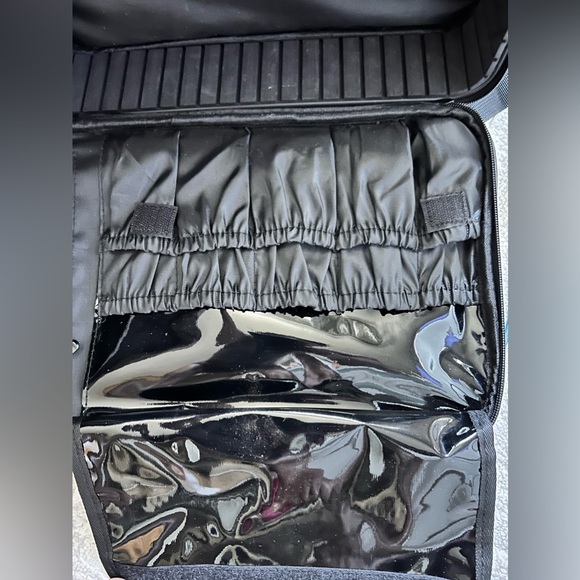 Makeup bag/travel bag - Picture 7 of 10